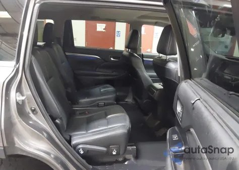 2017 Toyota Highlander Se from USA, damaged, VIN 5TDJZRFH3HS459205